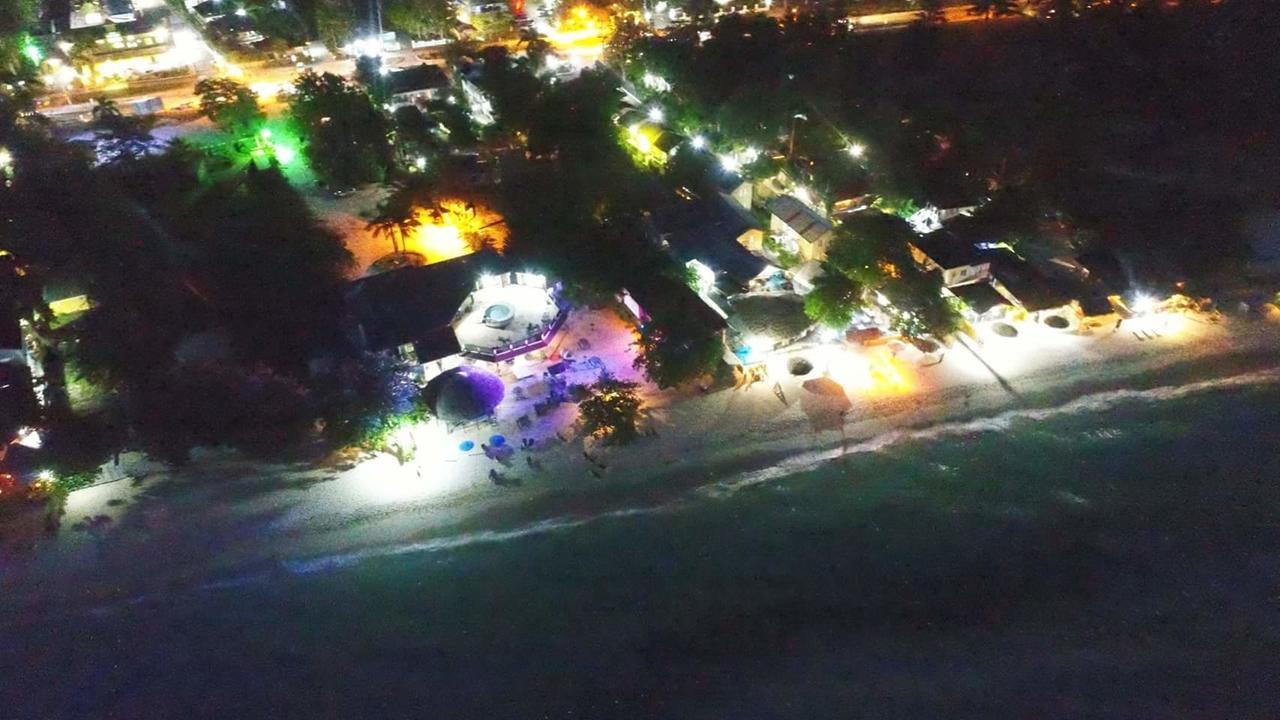 Bourbon Beach Jamaica Hotel Negril Exterior foto